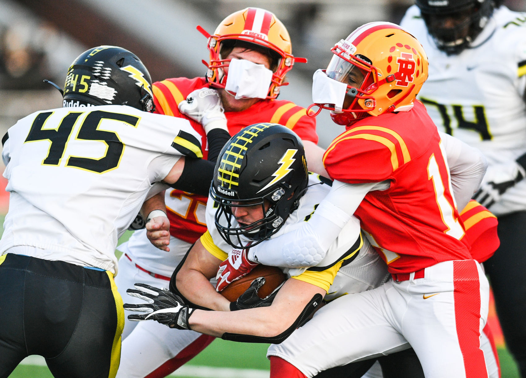 040221-qc-spt-galesburg-ri-foot-002